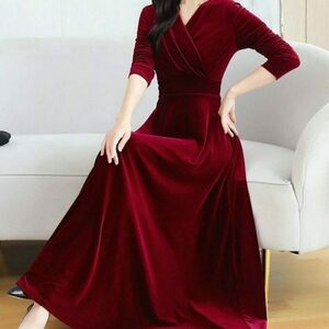 Velvet Bridesmaid Dress: Chic Long Sleeve Gown for Women