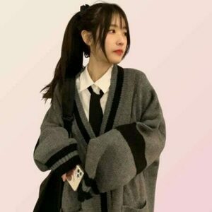 Y2K Korean Fashion Grey Striped Cardigan: Streetwear Chic