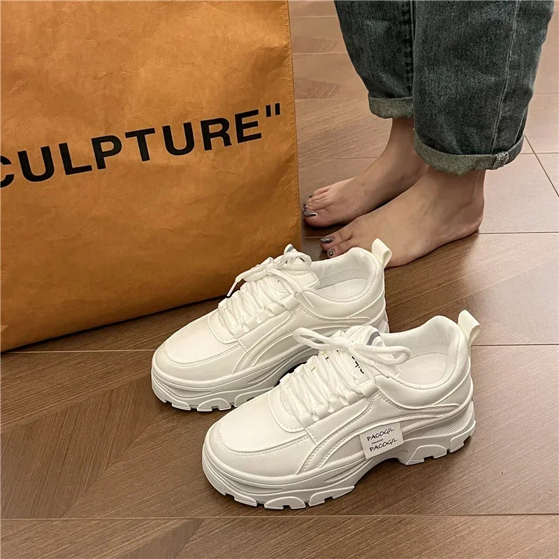 2024 Spring Fashion White Plus Size Women's Sneakers