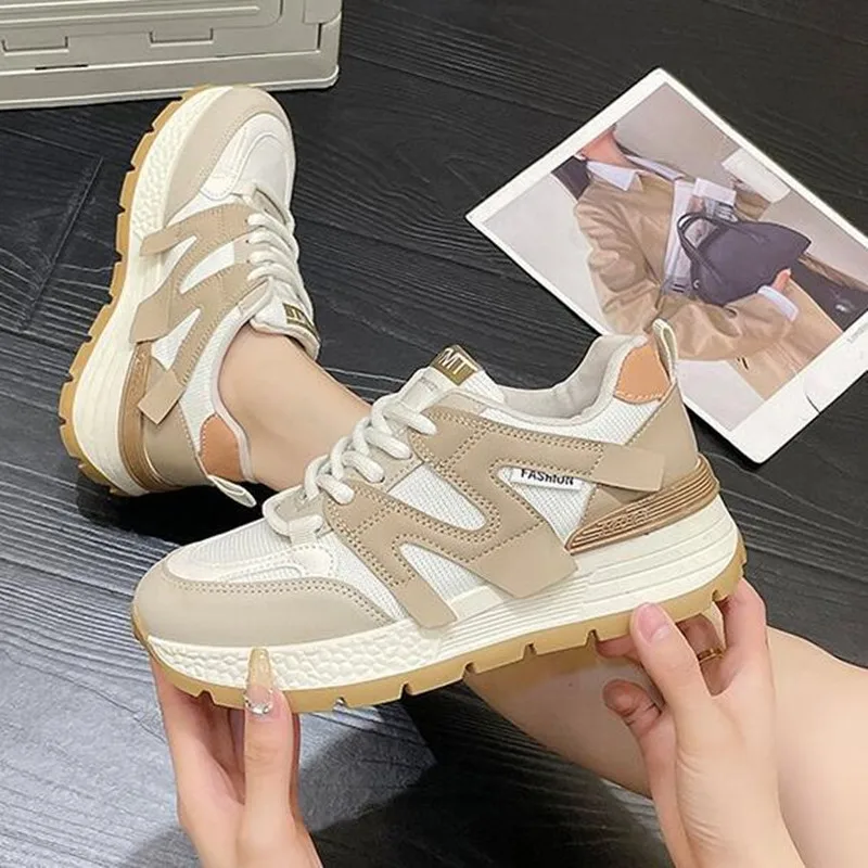 2024 Women's Breathable Mesh Casual Sneakers