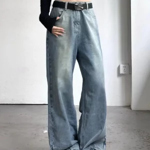 Bagyy High-waisted Y2K Jeans: Trendy Retro Wide-leg Pants