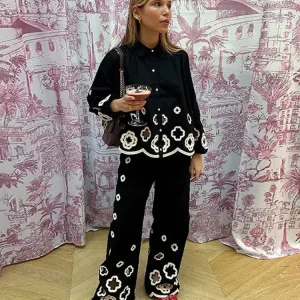 Chic 2-Piece Women's Fashion Set: Long Sleeve Top & High-Waist Wide Leg Pants for Casual