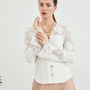 Elegant Hollowed Lace Crochet White V-neck Shirt for Women