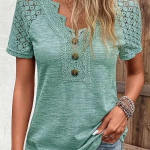 Elegant Plus Size V-Neck Lace Short Sleeve Top