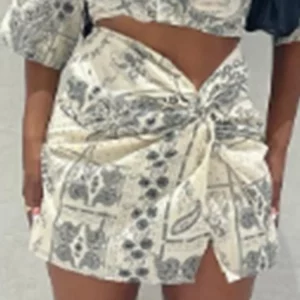 Elegant Summer Women's Casual Print Shirt and Skirt Set