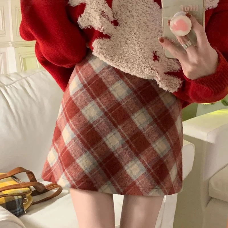 England Style Fleece Plaid Skirt for Women - Autumn/Winter New Arrival with Sweater - Versatile A