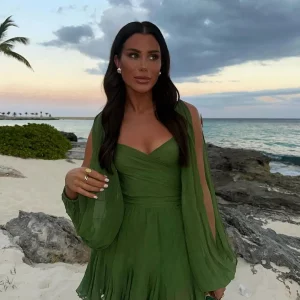 Green Chiffon Mini Dress: Sexy V-Neck Hollow Out Mesh, Spring Beach Holiday Wear