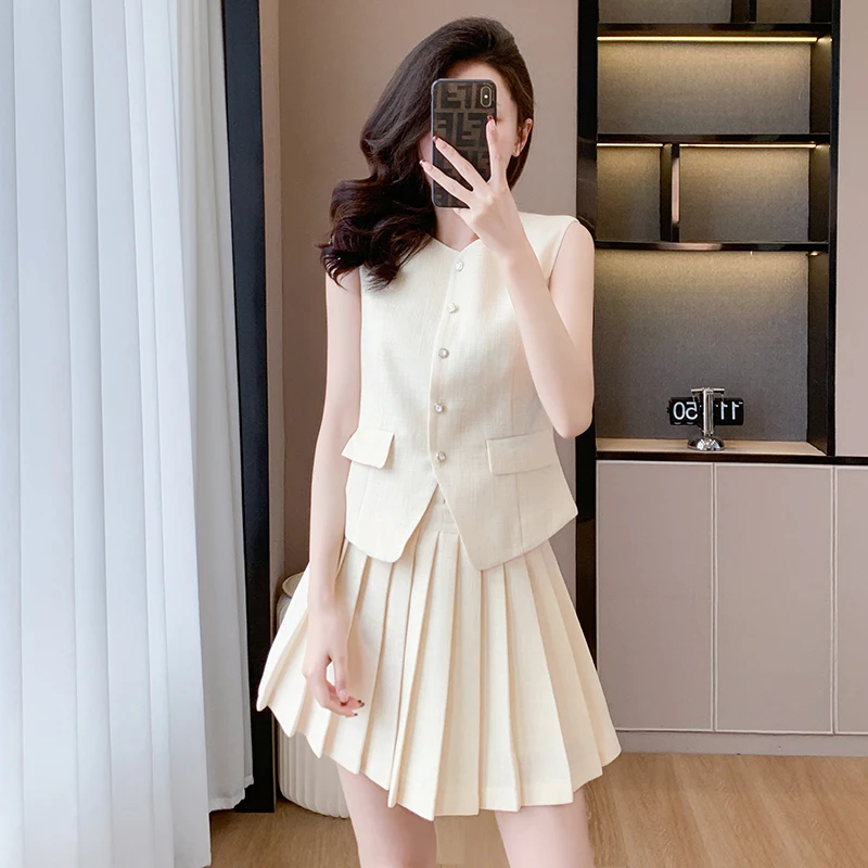 Korean Elegant Fashion Two Piece Set: Vest Top + Pleated Skirt Suit