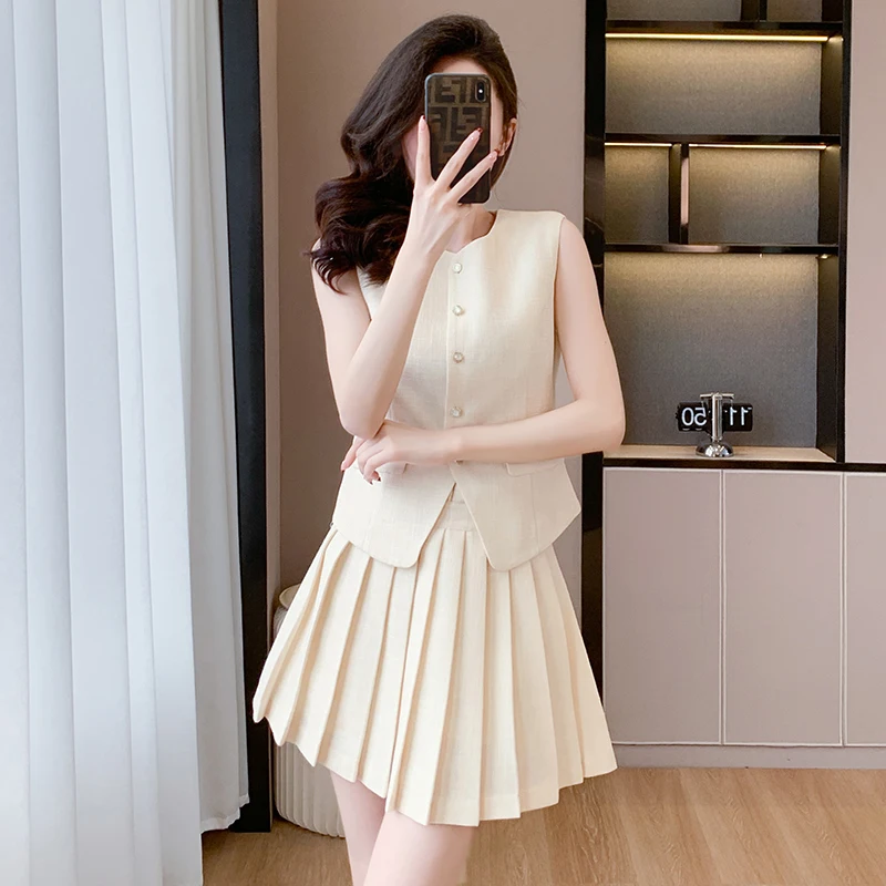 Korean Elegant Fashion Two Piece Set: Vest Top + Pleated Skirt Suit