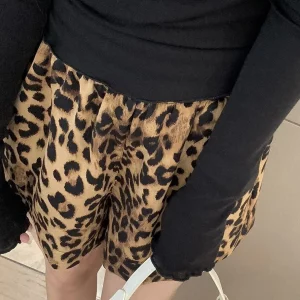 Leopard Print High-Waisted Wide-leg Shorts for Women