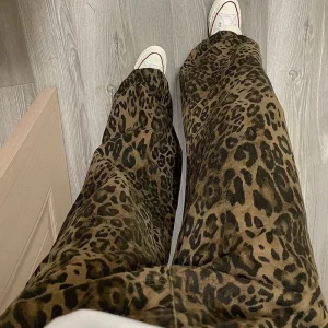 Leopard Print Y2K Baggy Jeans for Men & Women