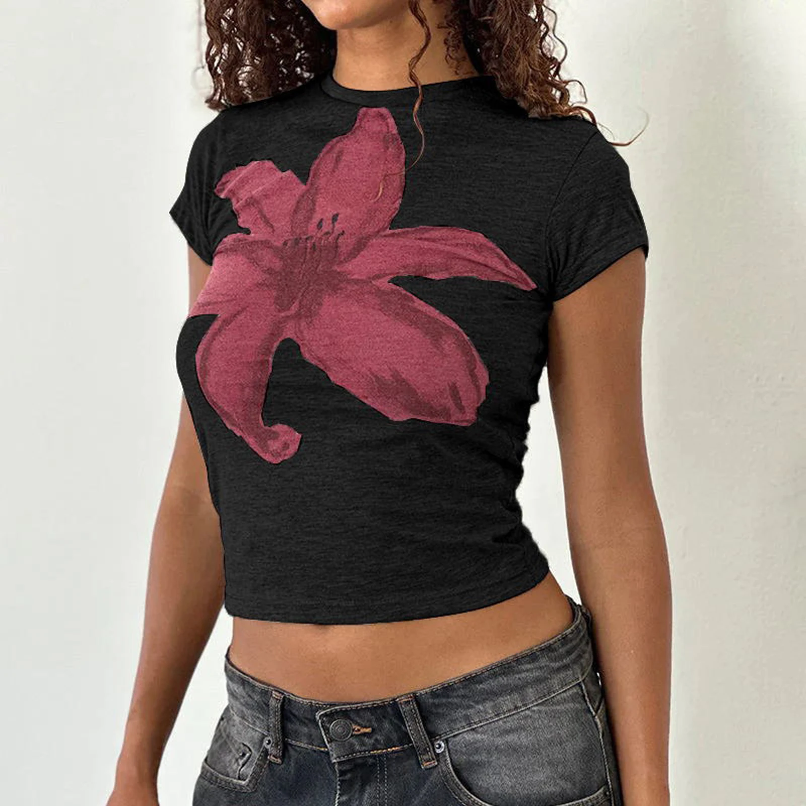 Retro 2000s Flower Print Women's Crew Neck Tee