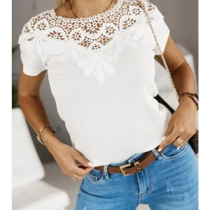 Solid Color Lace Splicing Short-Sleeve T-Shirt - Stylish Hollow Summer Top for Women