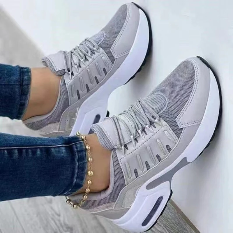 Stylish Women's Lace-up Sneakers for Casual Wear