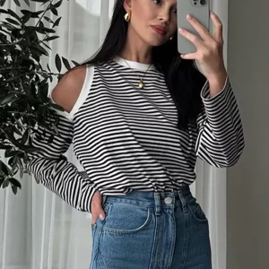 Vintage Stripe Loose Fit Women's T-Shirt with Elegant Hollow Out Detail