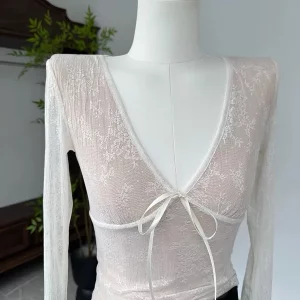 Vintage V-Neck Lace Bow Mesh T-Shirt | Women's Y2K Aesthetic Cropped Top