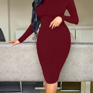 Winter Women's Crew Neck Ruched Midi Dress - Long Sleeve