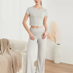 Women's 2-Piece Spring Summer Outfit: Short Sleeve Crew Neck Crop Top & Flare Pants Set