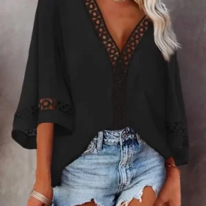 Women's Fashion V-neck Lace Shirt with Hollow Seven-point Sleeves