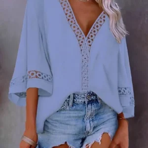 Women's Fashion V-neck Lace Shirt with Hollow Seven-point Sleeves