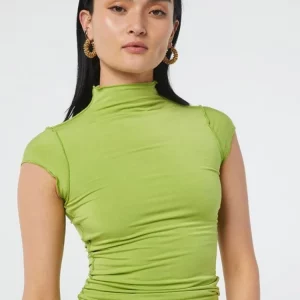 Women's Solid Crop Top: Aesthetic Short Sleeve T-Shirt for Y2K Streetwear