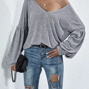 Women's V-neck Long Sleeve T-shirt with Open Back Pocket