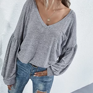 Women's V-neck Long Sleeve T-shirt with Open Back Pocket