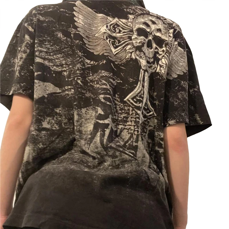 Gothic Skull Print Round Neck T-Shirt | Y2K Punk Style Streetwear