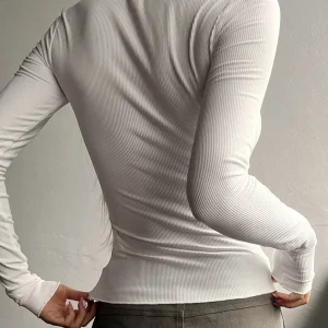 Solid Ribbed Basic Tees - Long Sleeve Ruched Casual T-Shirts for Women - Knitted Buttons Up O Neck