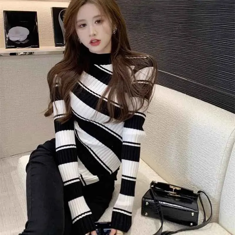 Y2K Fashion Striped Knit Sweater - Mock Neck Long Sleeve Irregular Fit