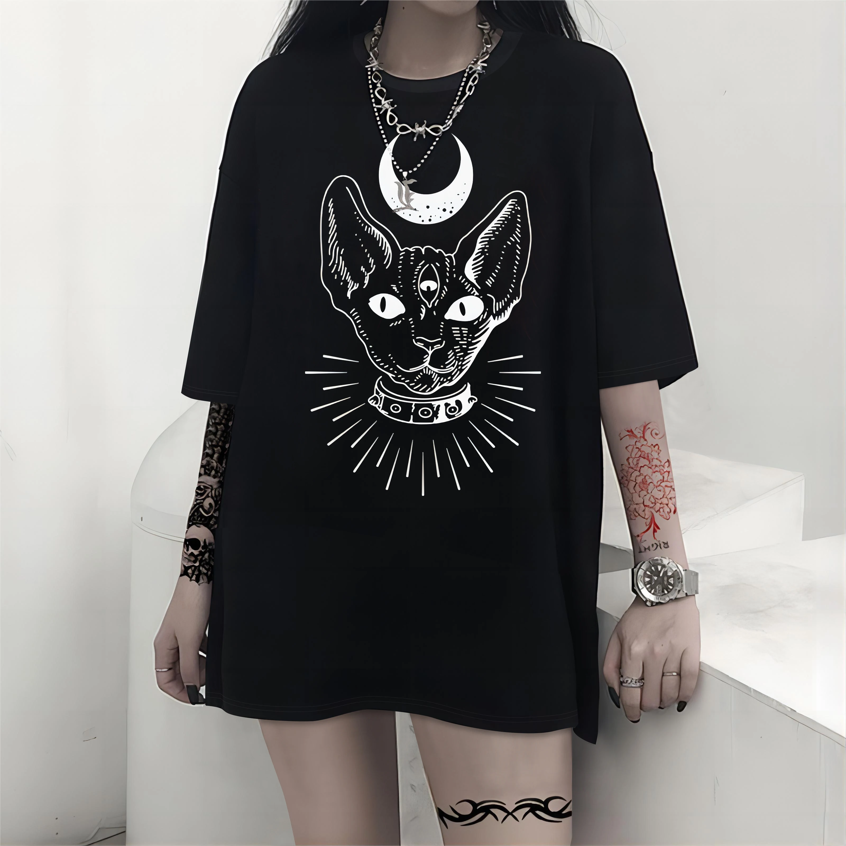 Y2K Grunge Ghost Oversize T-Shirt - Mysterious Cat Design