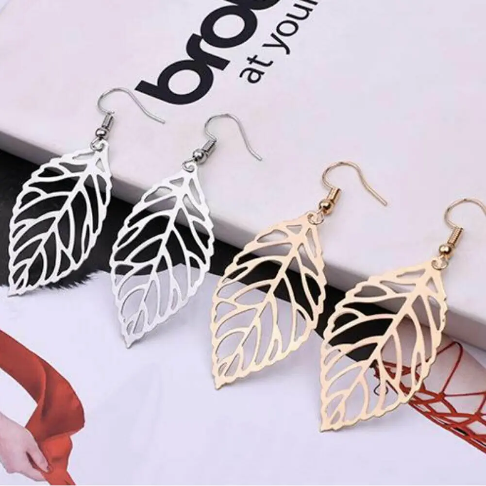 Y2K Grunge Leaf Dangle Earrings - Modern Retro Fashion