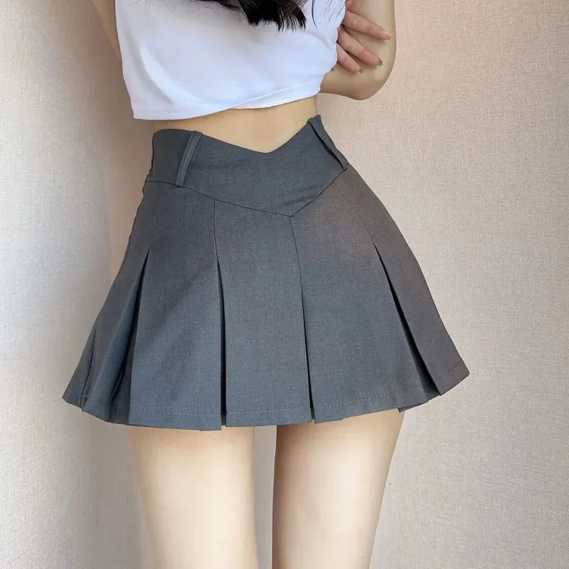 Y2K Grunge Style Black Pleated Mini Skirt - Sexy V Waist A-Line Design