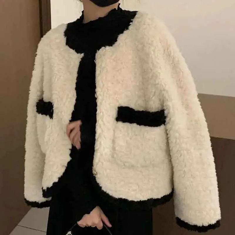 Y2K Grunge Style Lambswool Jacket - Plush Coat for Women