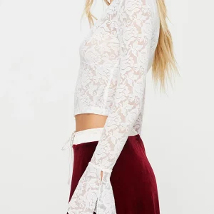 Y2K Lace Crop Top: Deep V-Neck Slim Fit Blouse for Party Clubwear