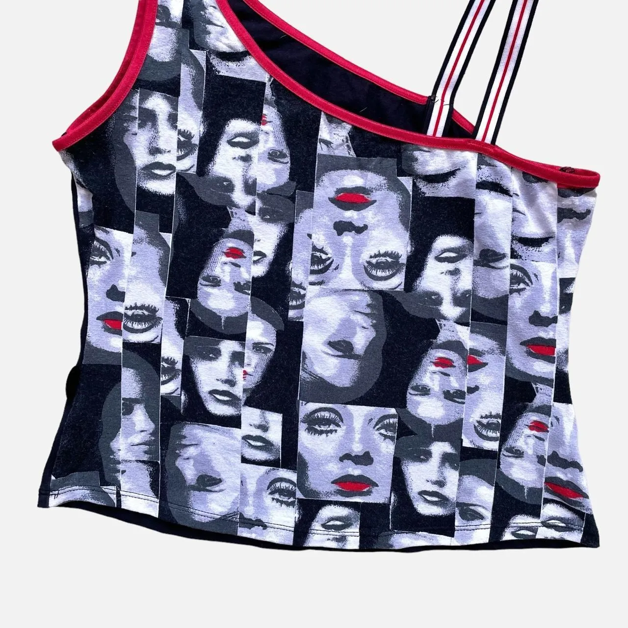 Y2K Lip Print Sexy Slim Fit Top - High Street Fashion Statement