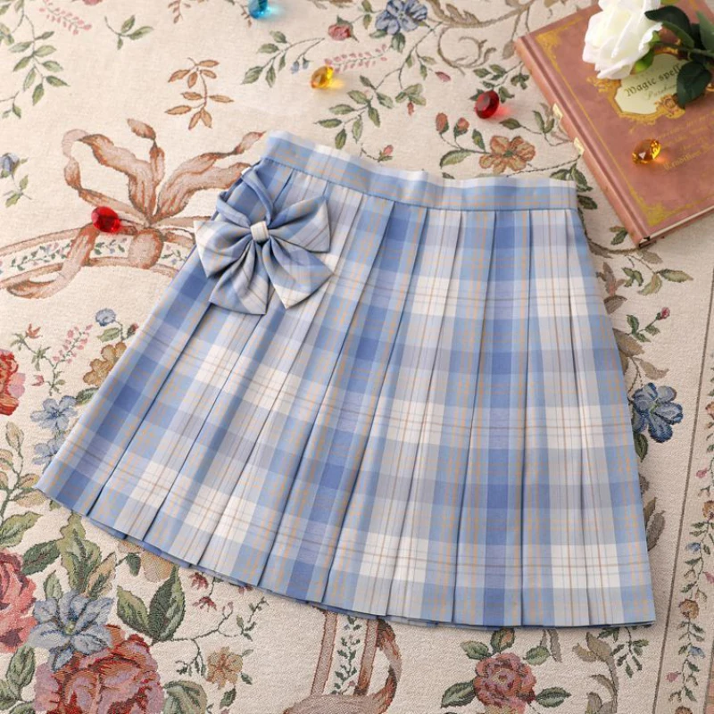 Y2K Plaid Skirt - High Waist Button-Up Pleated Mini Skirt