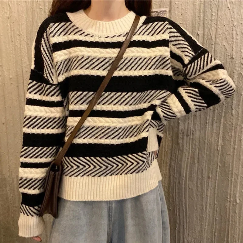 Y2K Striped Knit Sweater: Autumn Print Pullover for Women - Korean Fashion O Neck Top