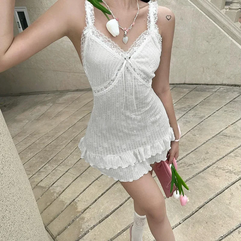 Y2K Sweet V-Neck Bow Mini Dress with Lace Patchwork - Vintage Chic Lettuce Trim Sleeveless Out