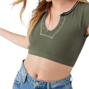 Y2K Vintage Graphic Crop Top - Slim Fit E-Girls Streetwear