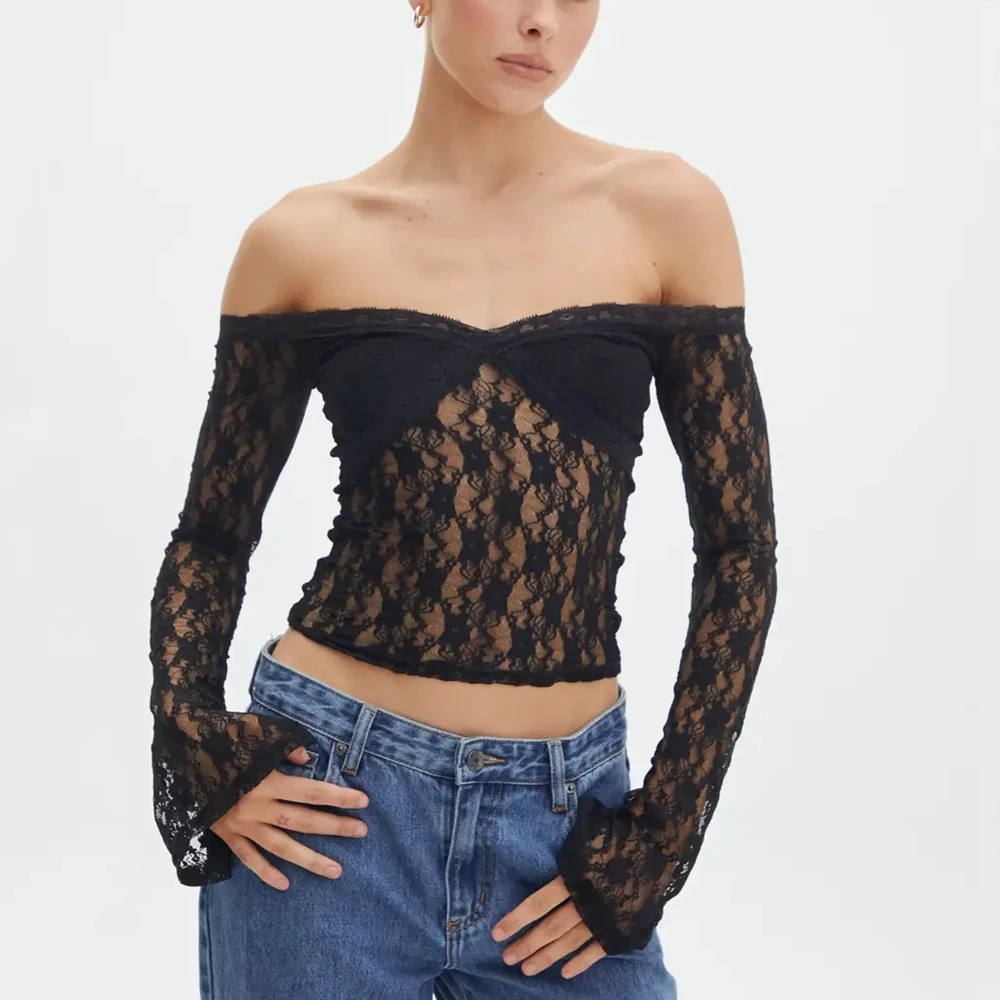 Y2K Vintage Lace Off-Shoulder Flare Sleeve Crop Top